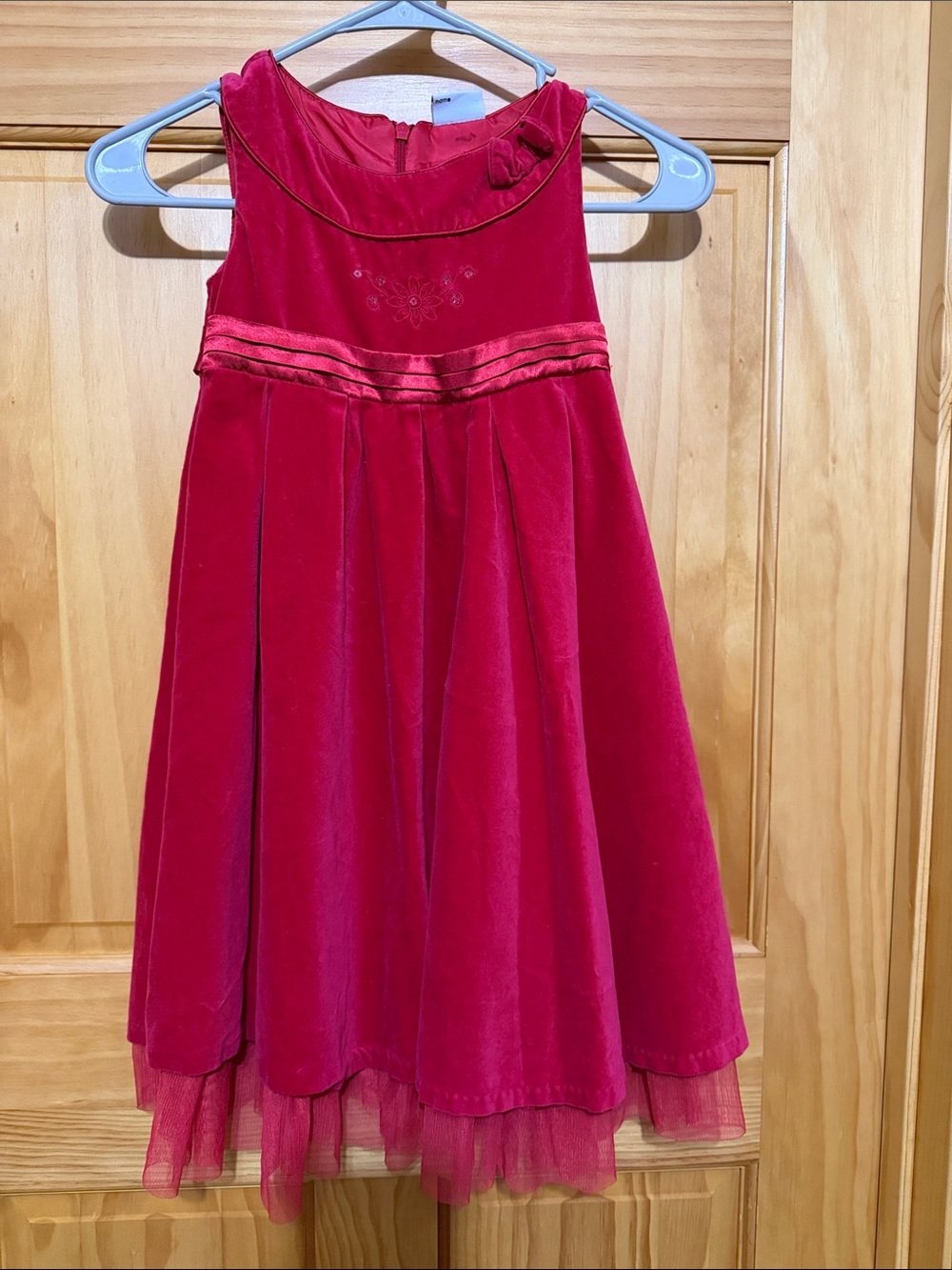 Girls' Red Velvet Holiday Dress with Tulle & Satin Trim, Size 4.